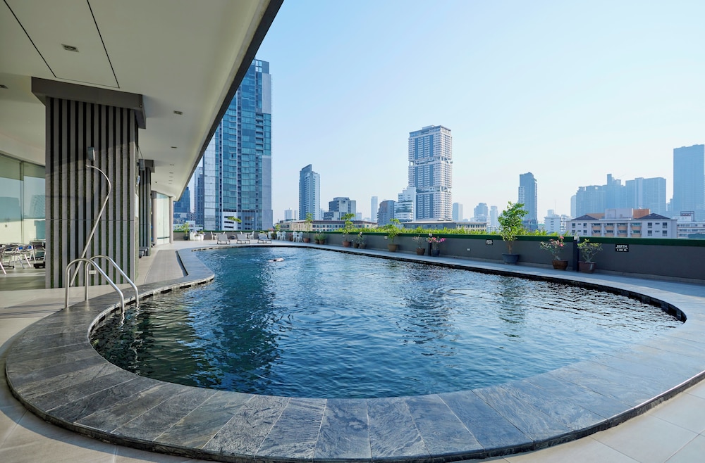 The Four Wings Hotel Bangkok 45/50
