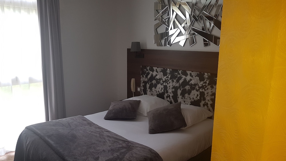 HOTEL ATOLL 20/64