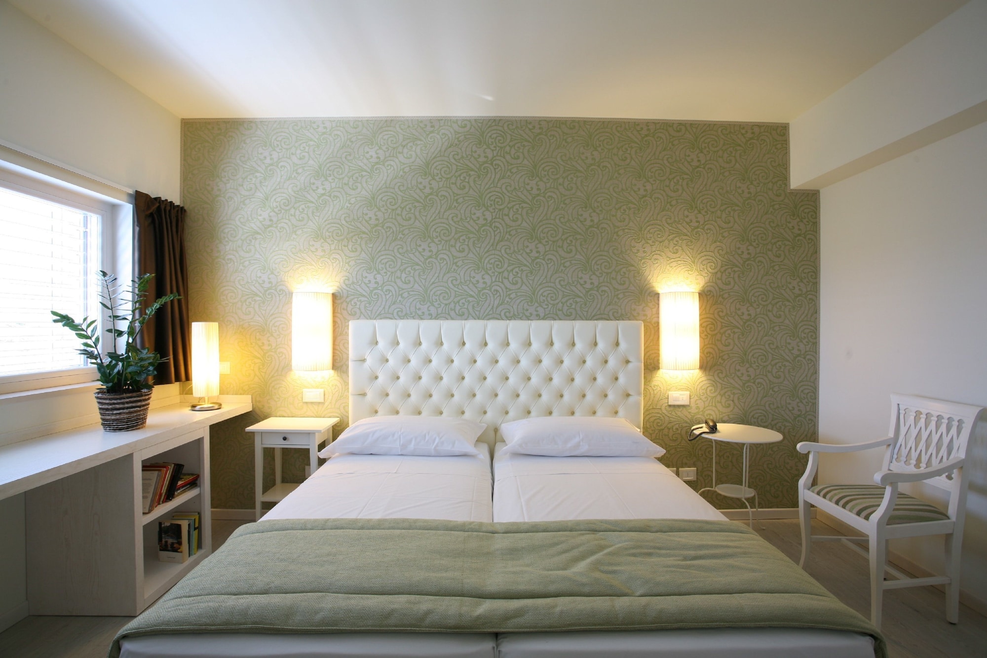 1 BEDROOM, CLASSIC, DOUBLE OR TWIN BED, CITY VIEW