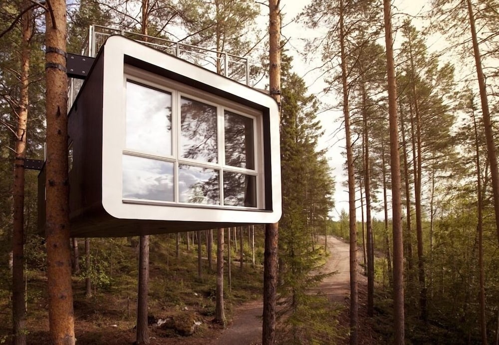 Treehotel (ex Brittas Pensionat) 22/39