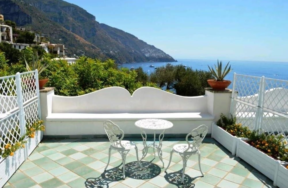 Dimora Fornillo Hotel 37/57