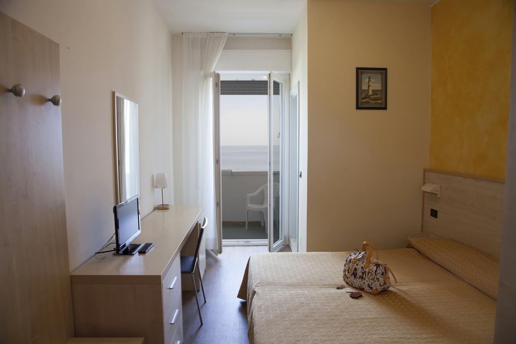 Hotel Mare 12/50