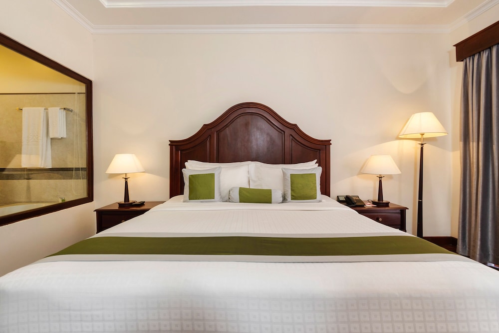Saem Siemreap Hotel 12/50