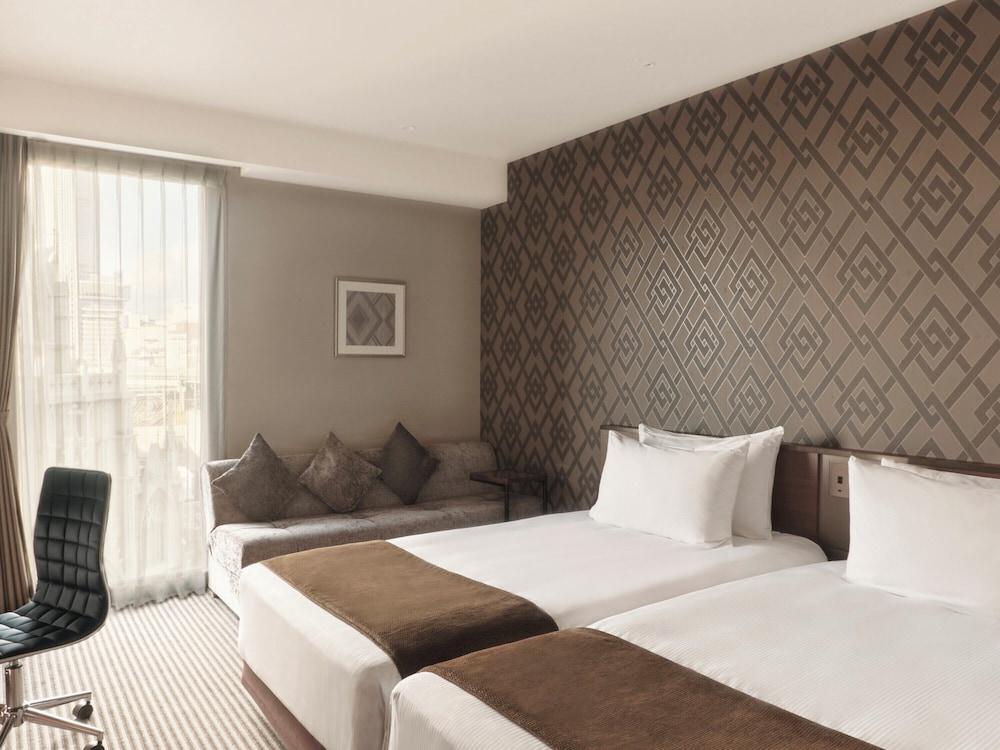 Deluxe, Twin Beds, Chapel View