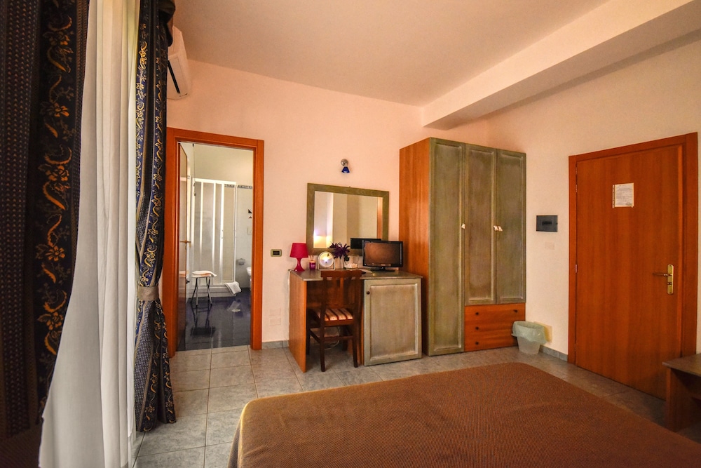 Hotel La Villa 20/50