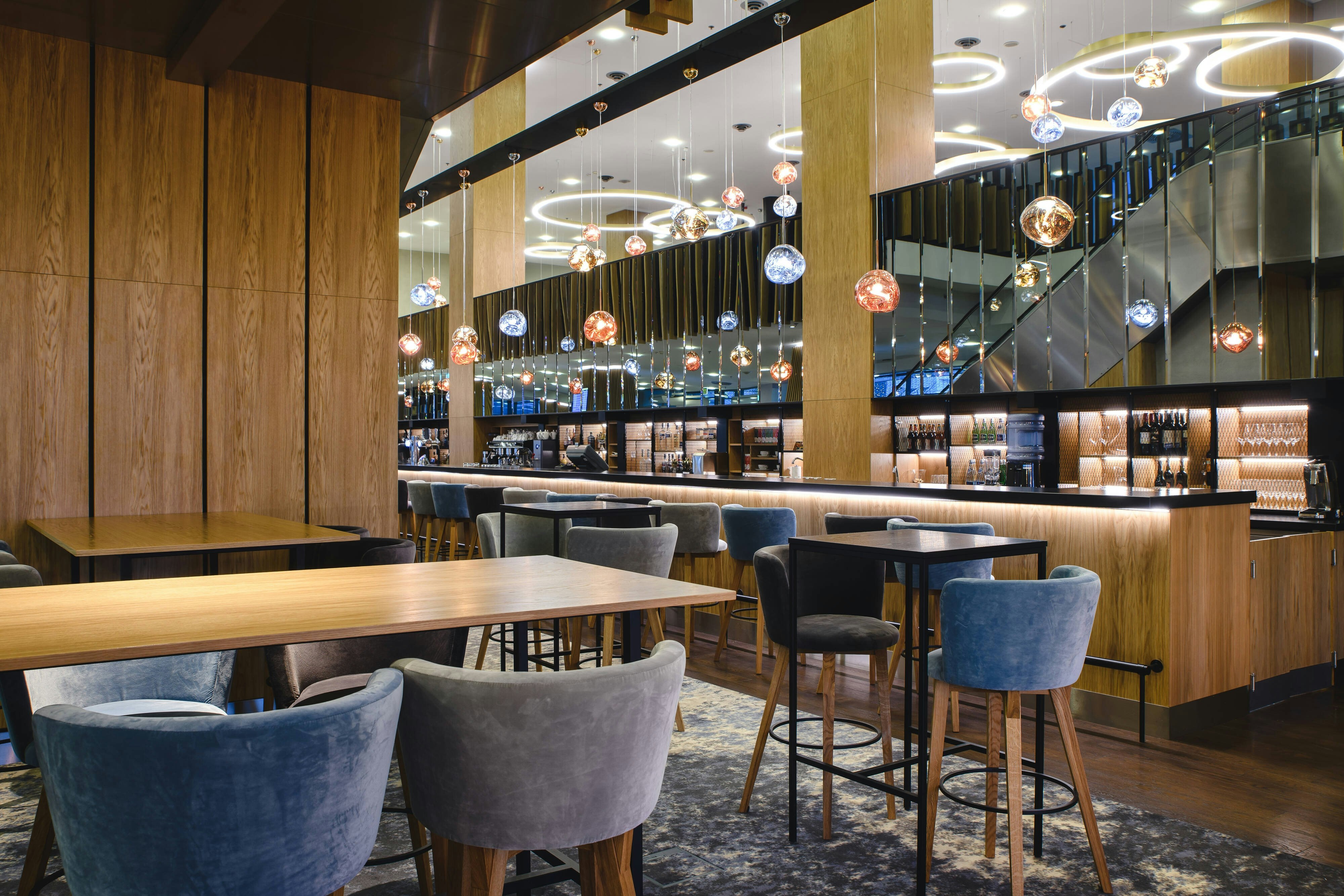 Courtyard By Marriott Warsaw Airport 37/62