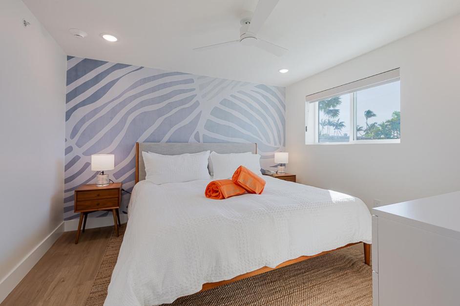 1 Bedroom, Suite, King Bed, Water Front