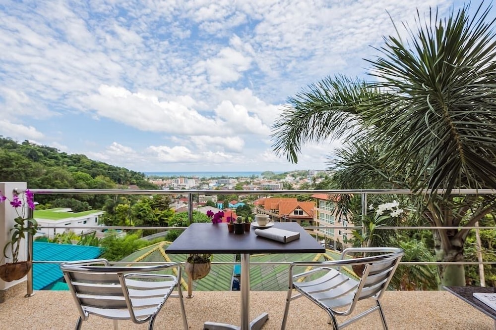 Mountain Sea View Luxury Apartments 57/72
