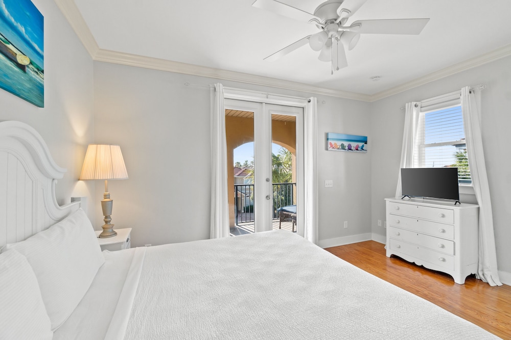 La Valencia Villa By Panhandle Getaways 11/50