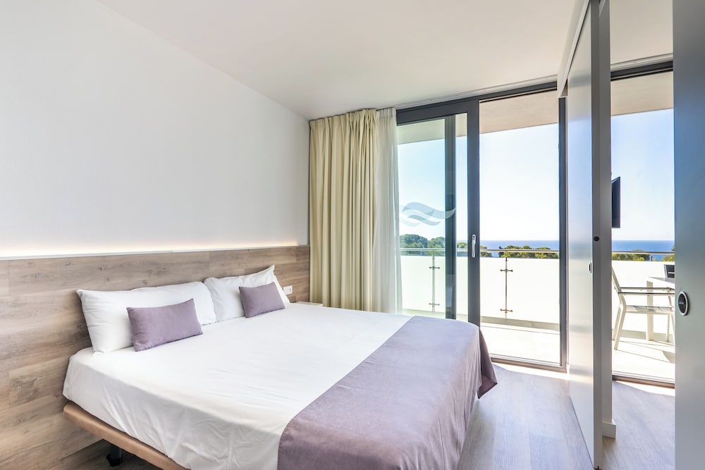 Comtat Sant Jordi Aparthotel 10/47