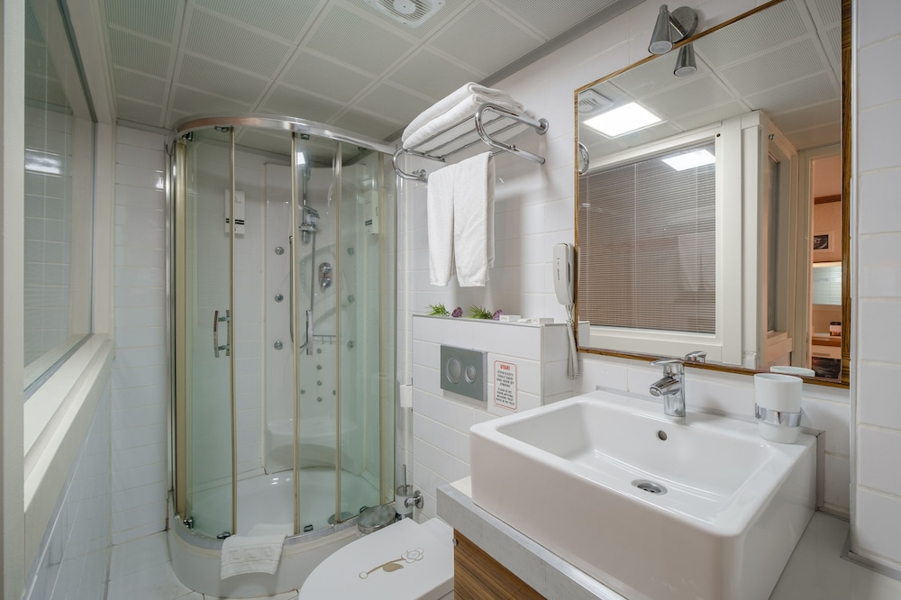 Oglakcioglu Park Boutique Hotel 69/71