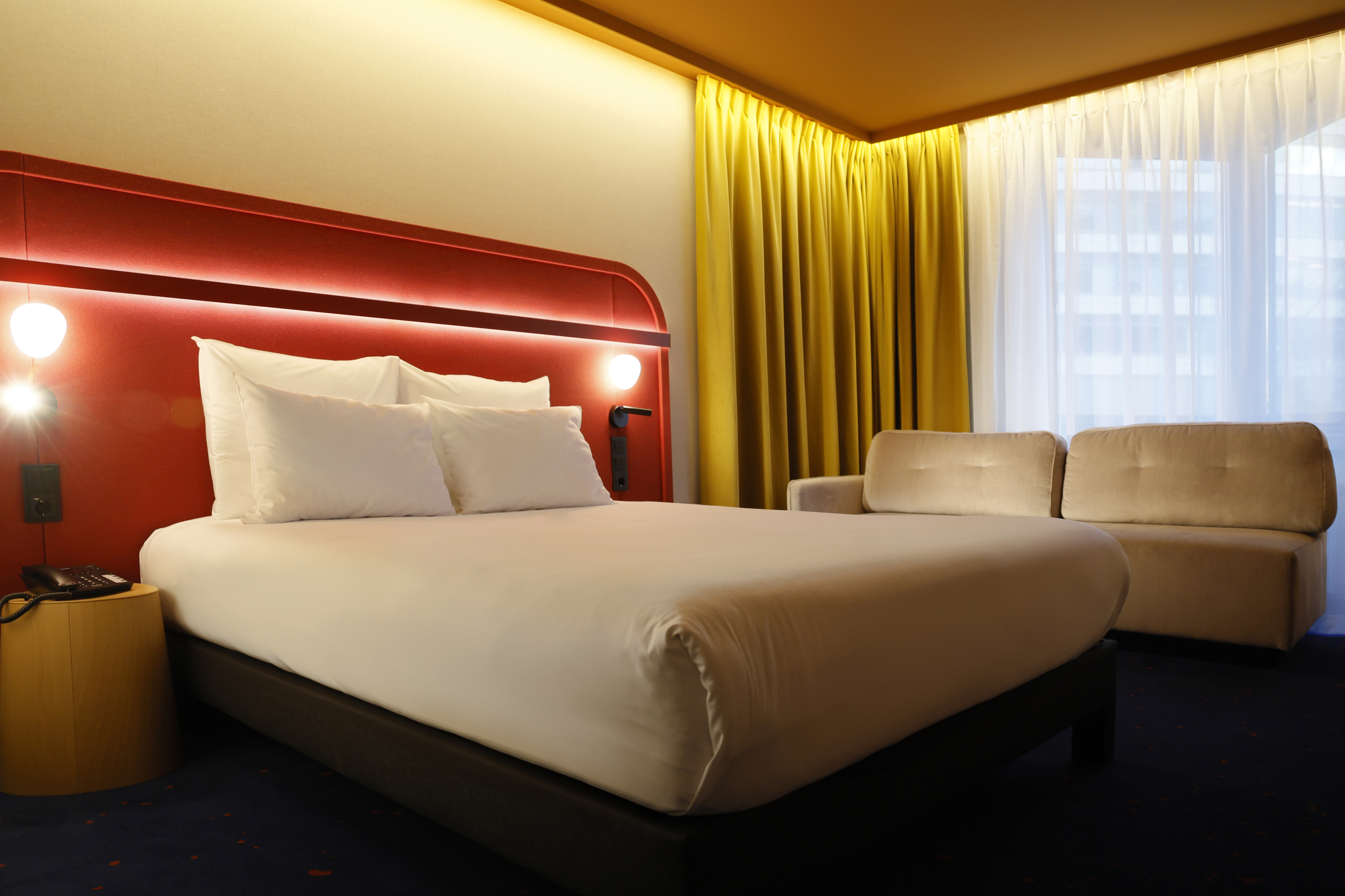PLUS, SUPERIOR, DOUBLE BED, SOFA