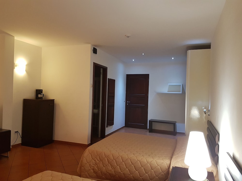 RDG Hotel 31/60