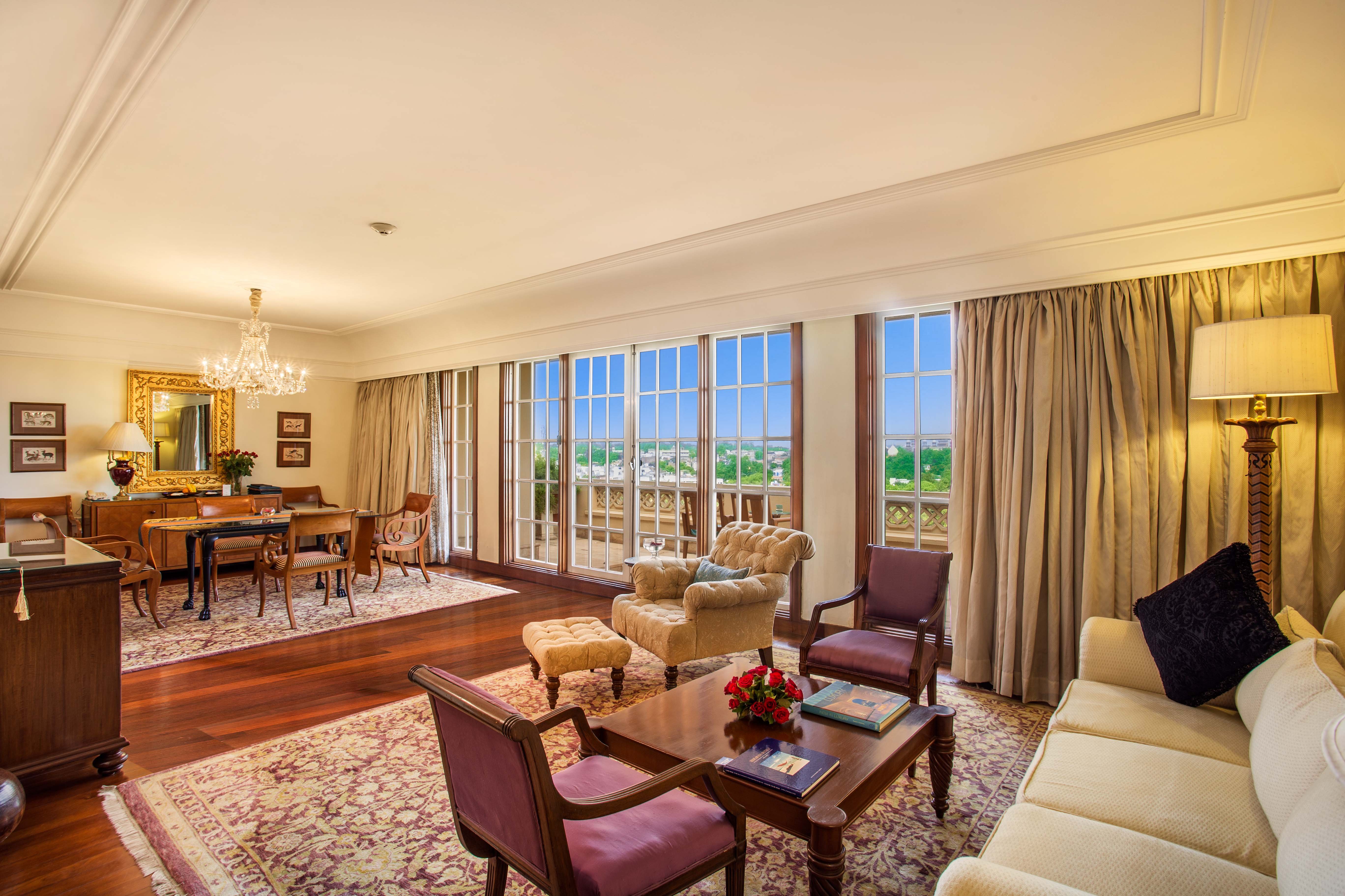 Oberoi Amarvilas 48/73
