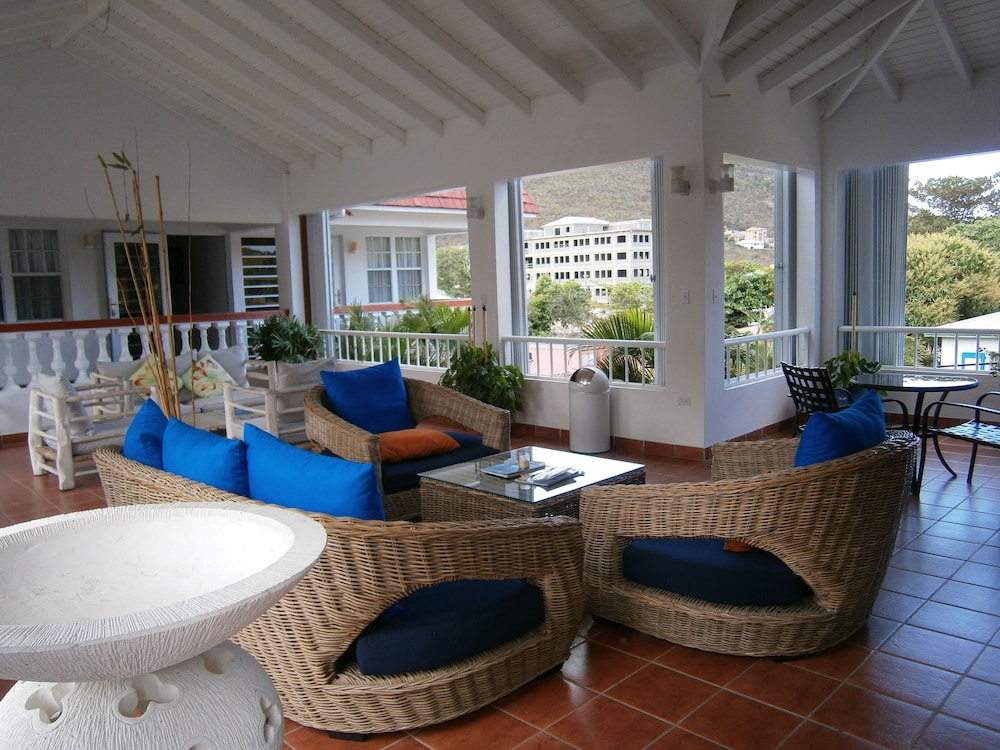 Lesperance Hotel 30/46