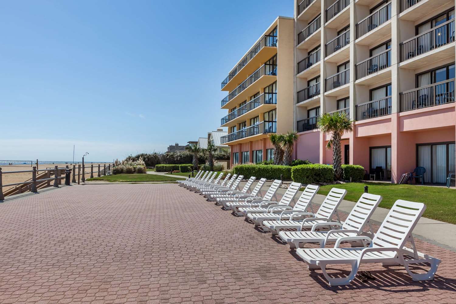 Wyndham Virginia Beach Oceanfront 55/64