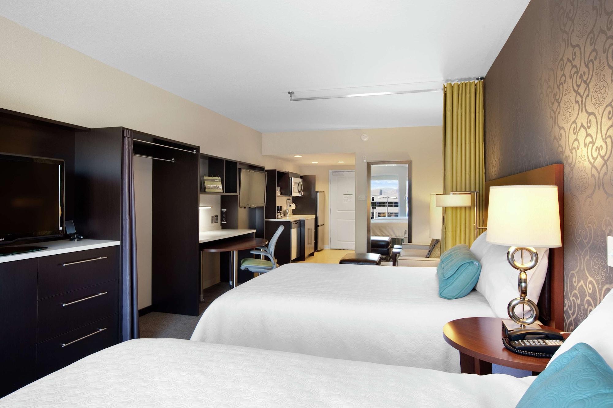 Studio, Suite, Multiple Beds