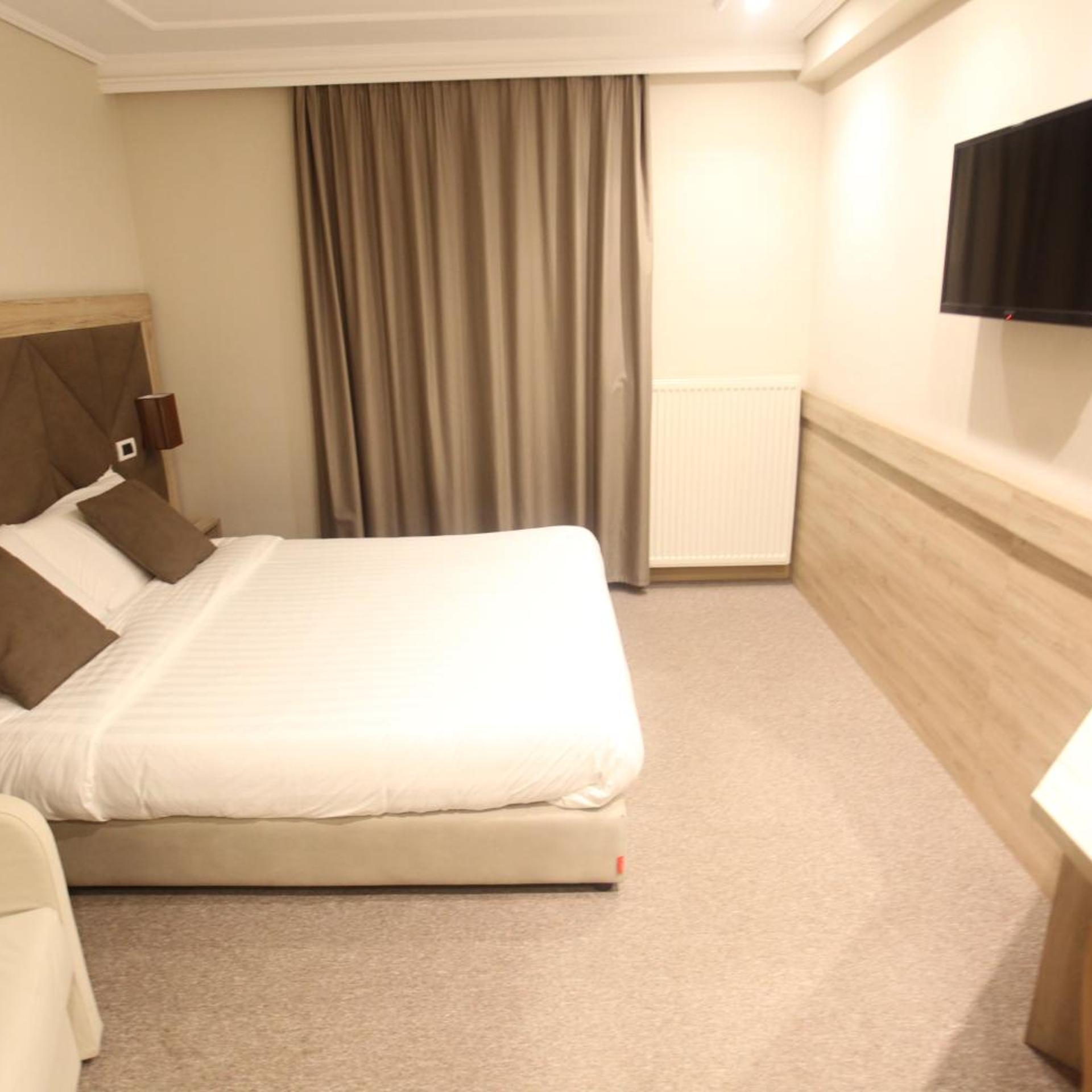 Alpin Llogara Hotel 18/55