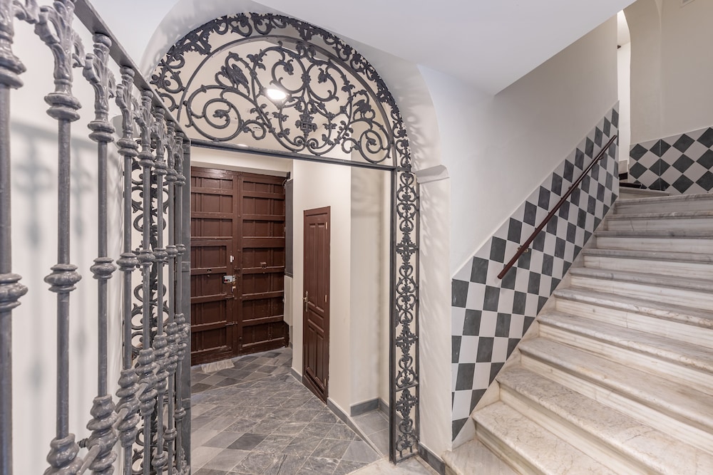 Apartamentos Libere Malaga la Merced photo4