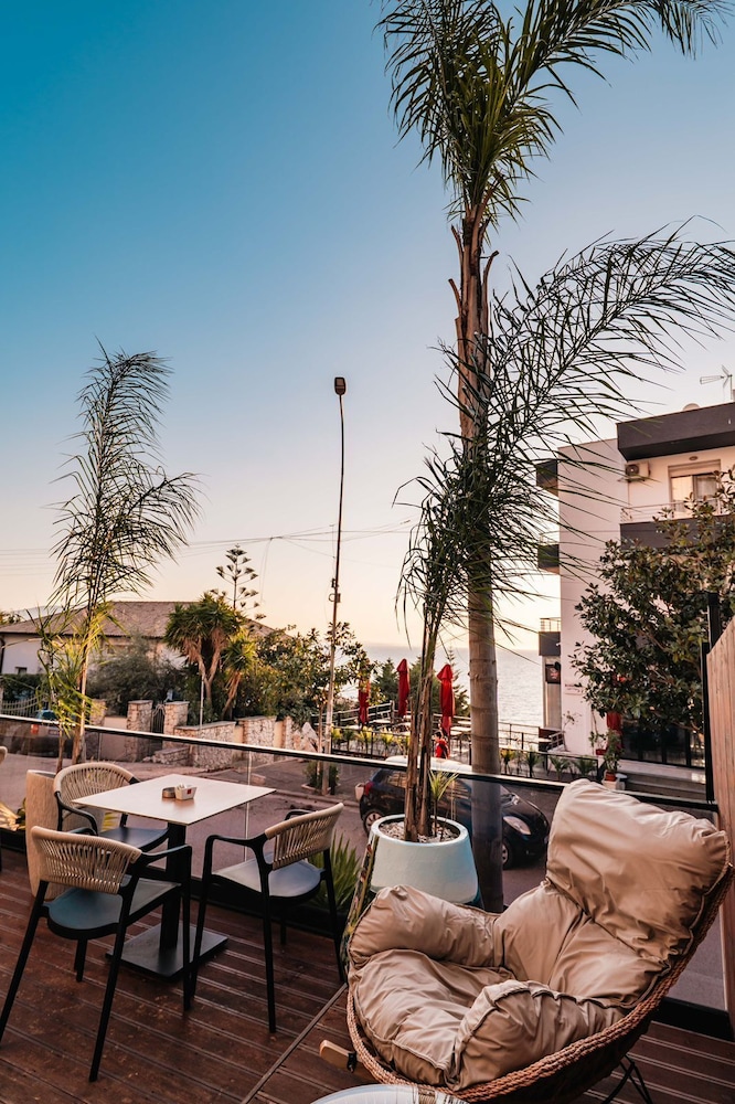 Hotel Havana 47/64