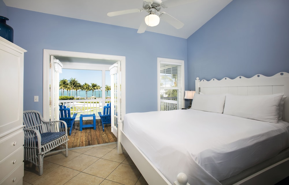Tranquility Bay Beach Resort 10/50