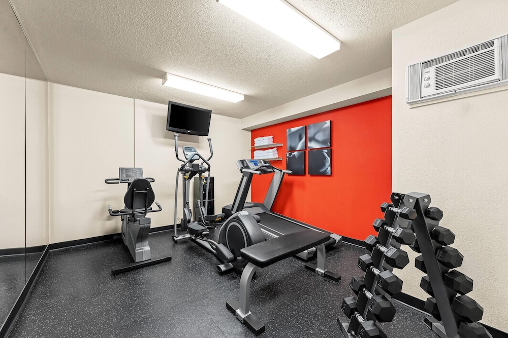 Travelodge Suites by Wyndham Regina / Eastgate Bay 41/71