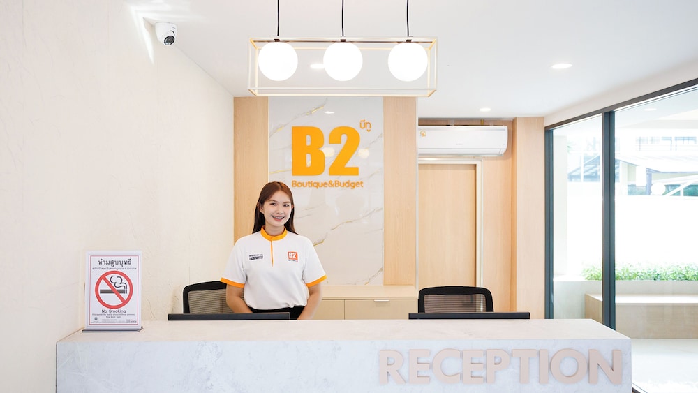 B2 Huai Khwang Premier Hotel 8/50