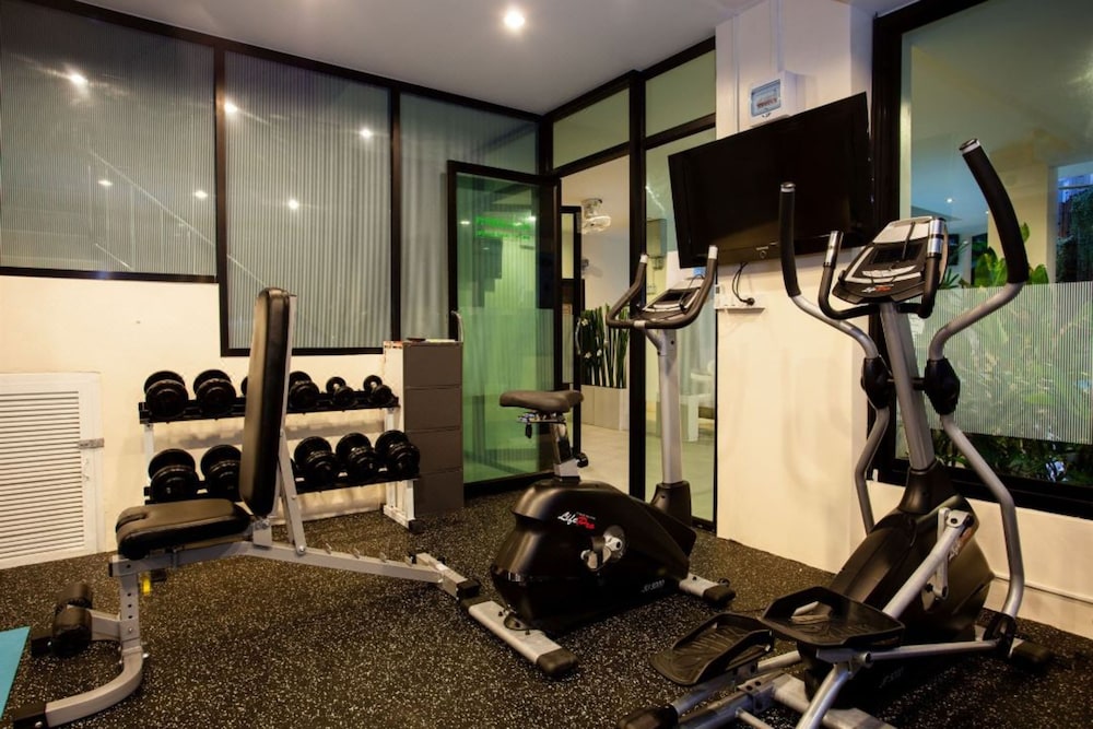 The Wave Hotel Patong 60/73