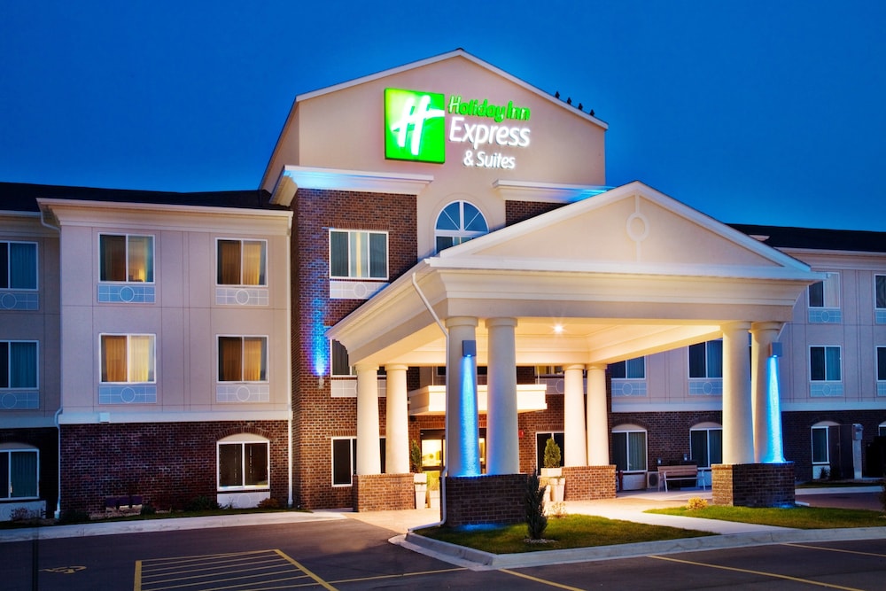 Holiday Inn Express Hotel & Suites Dubuque-West 1/51
