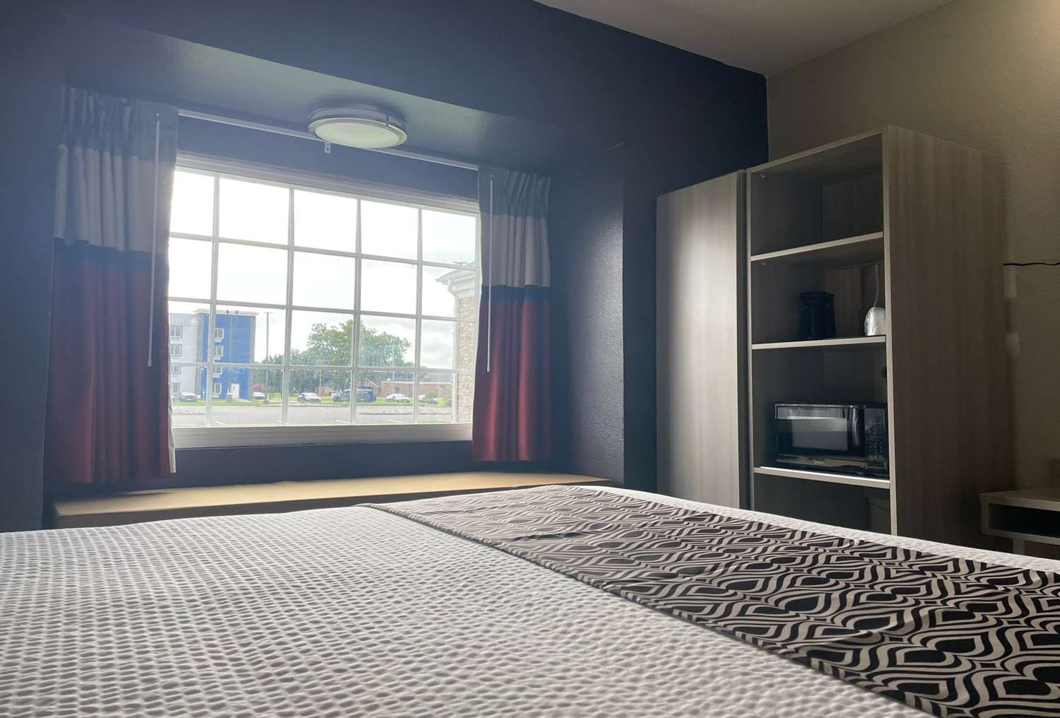 Microtel Inn and Suites by Wyndham Bossier City 11/46