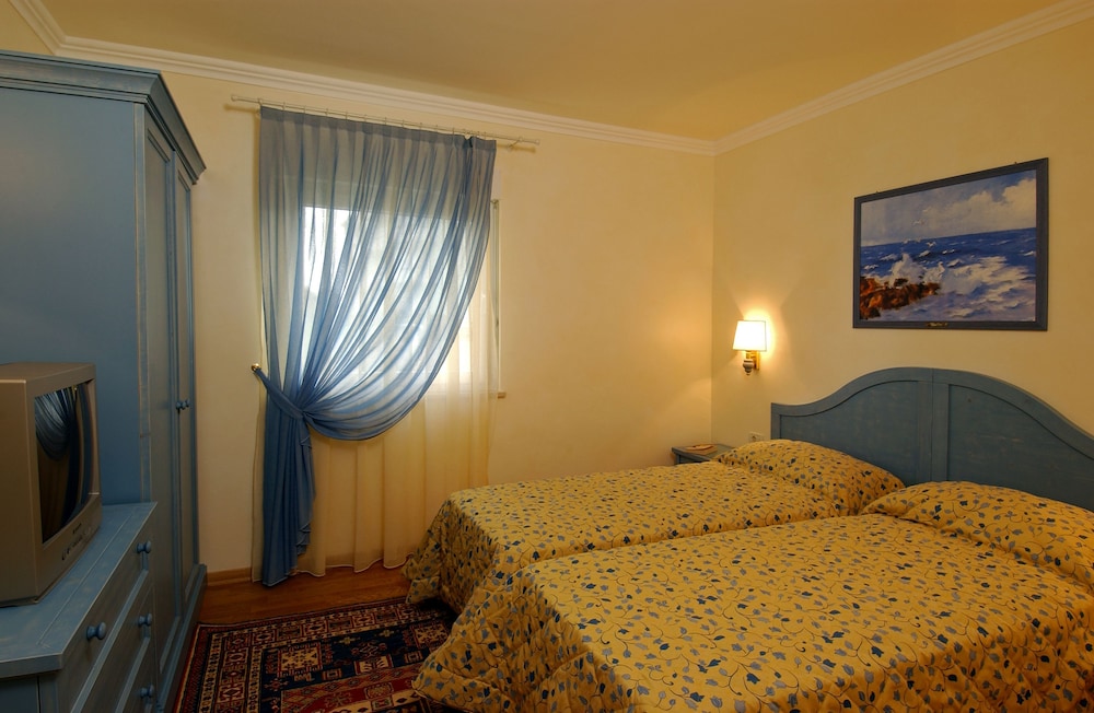 2 Bedrooms, Imperial, Suite, Double Bed, Sea View