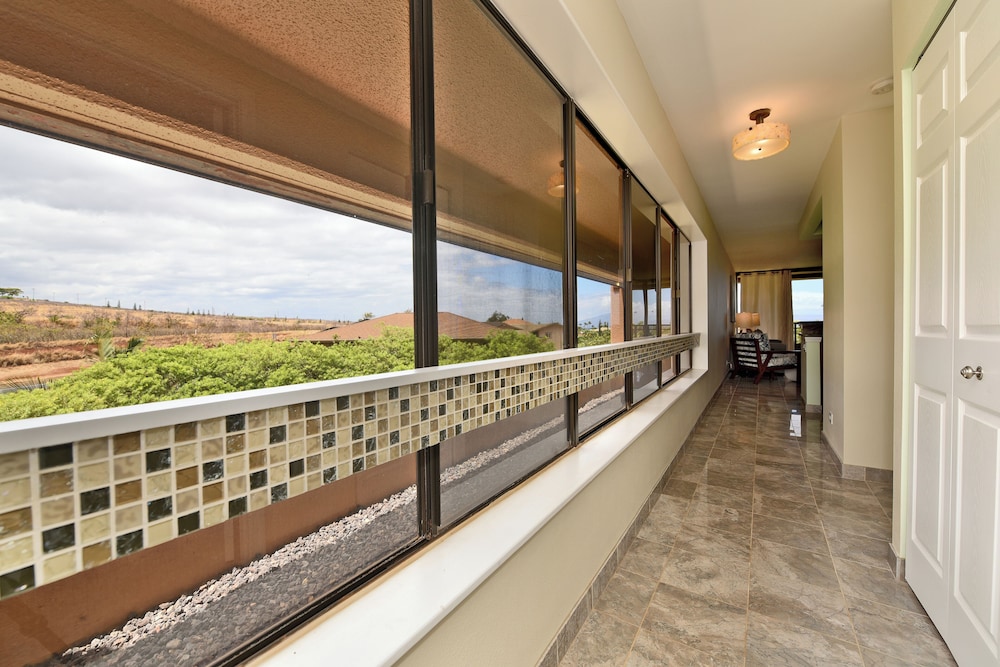 Kahana Villa 7/72