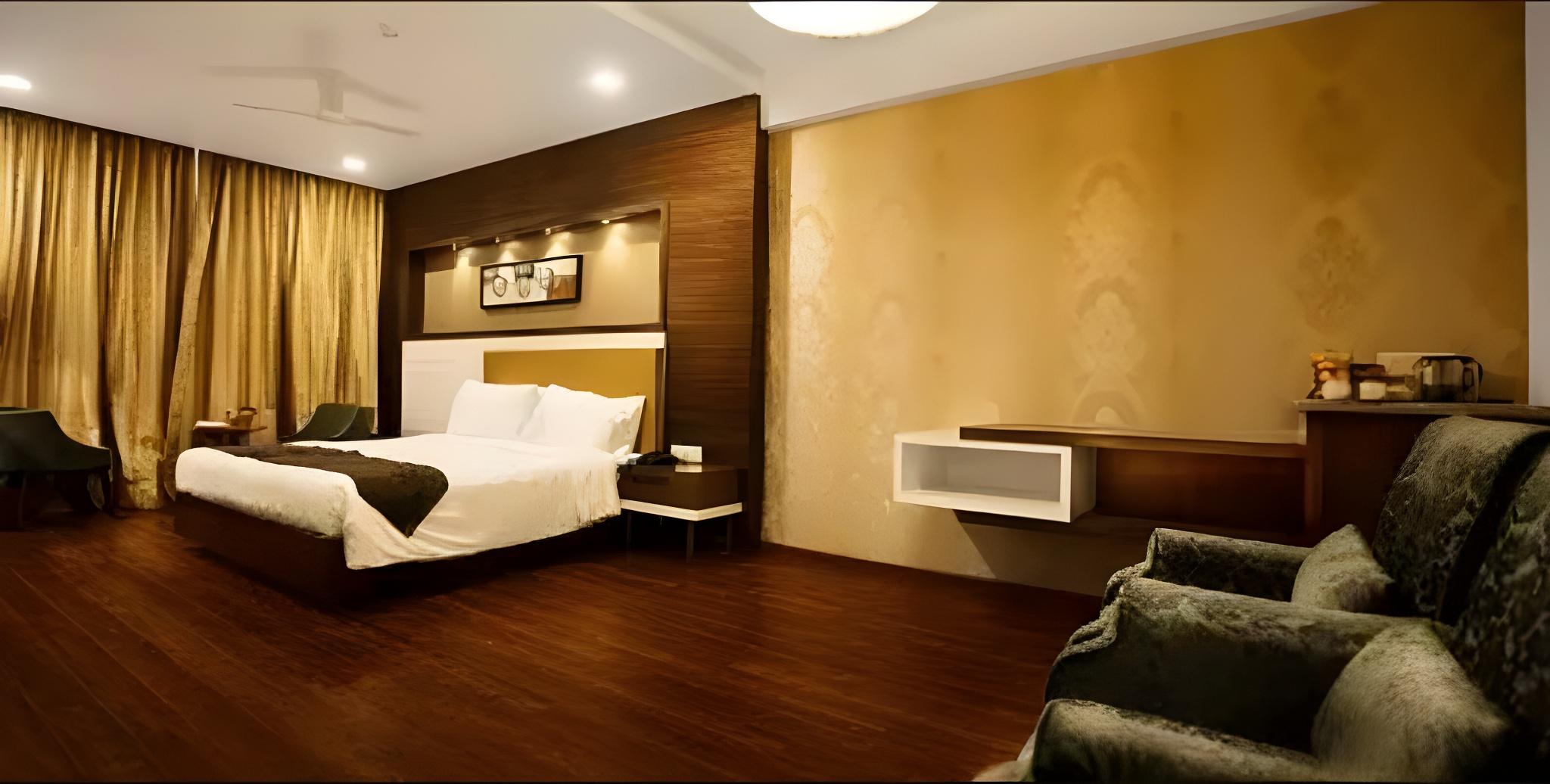 Hotel Aadrika 6/17