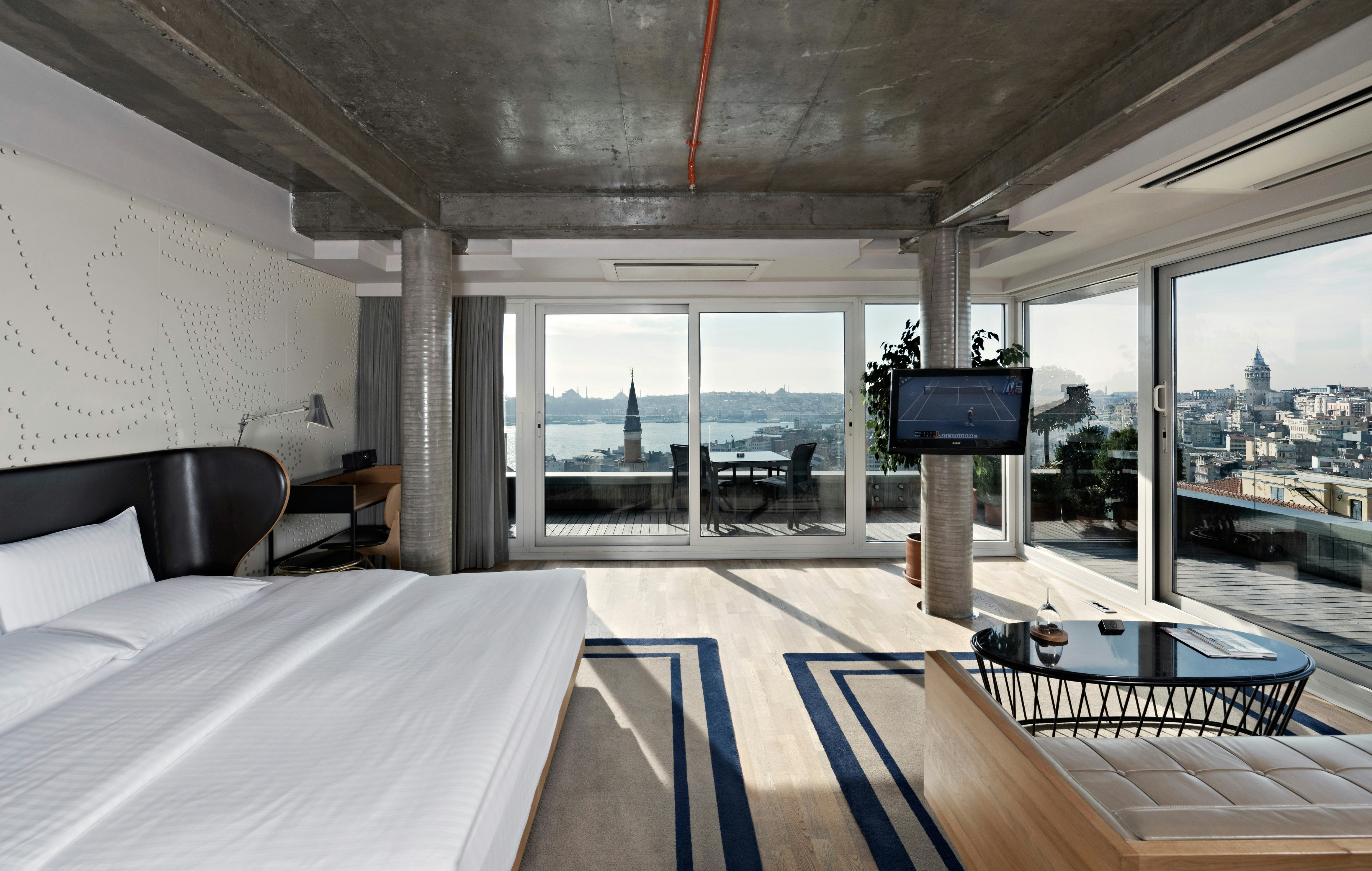 Witt Hotel 16/56