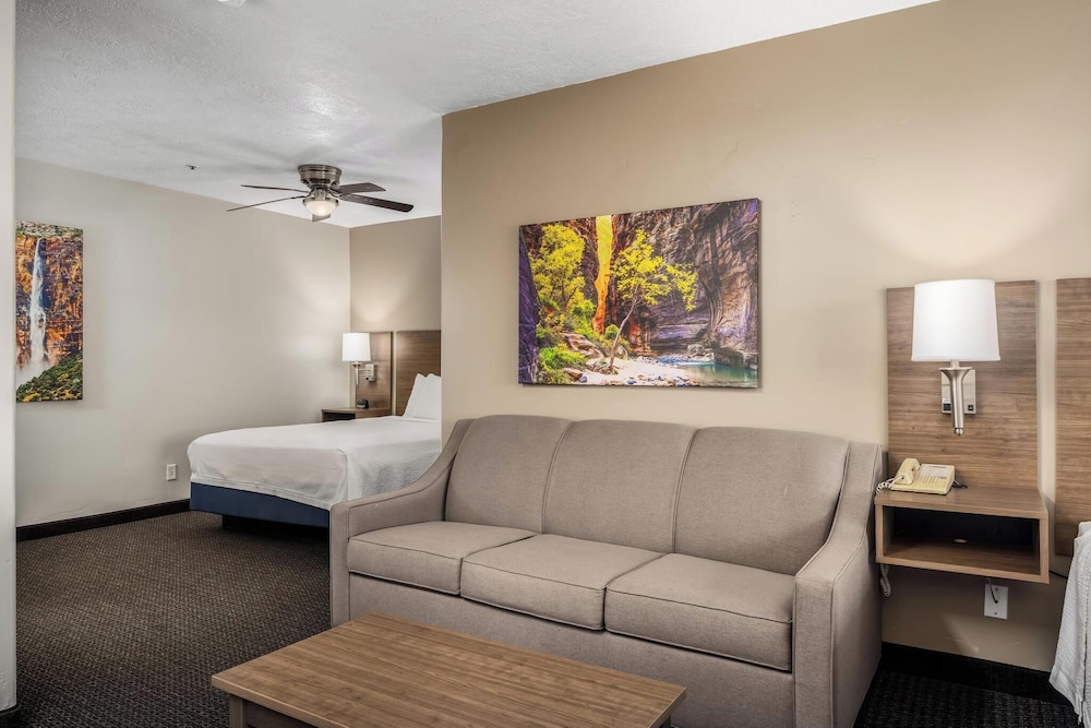 St George Inn Suites 49/67
