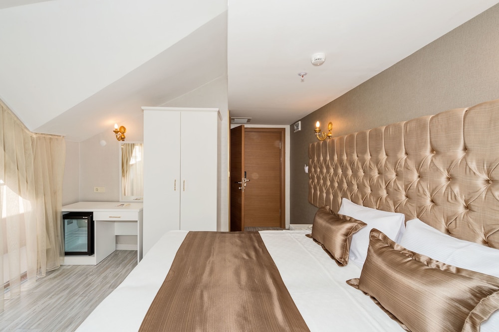 1 BEDROOM, STANDARD, SINGLE