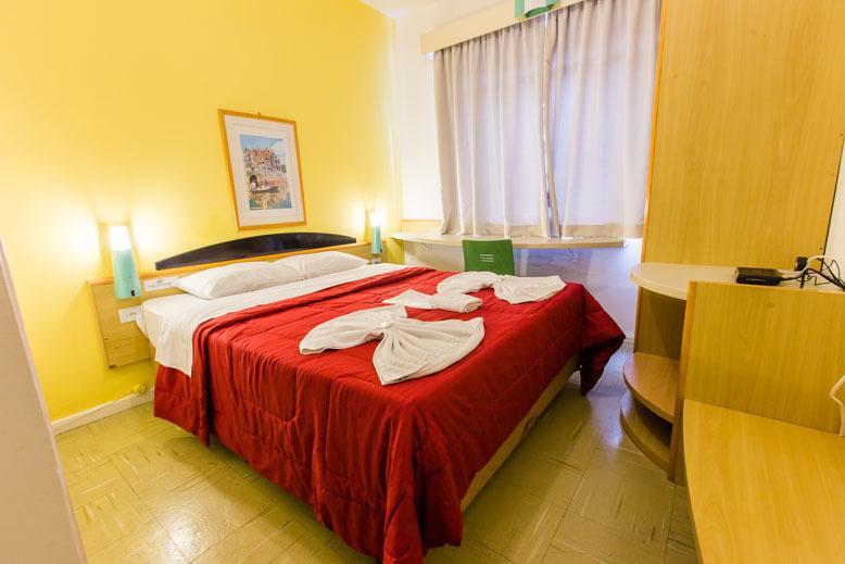 Hotel Blumenau Centro 32/50