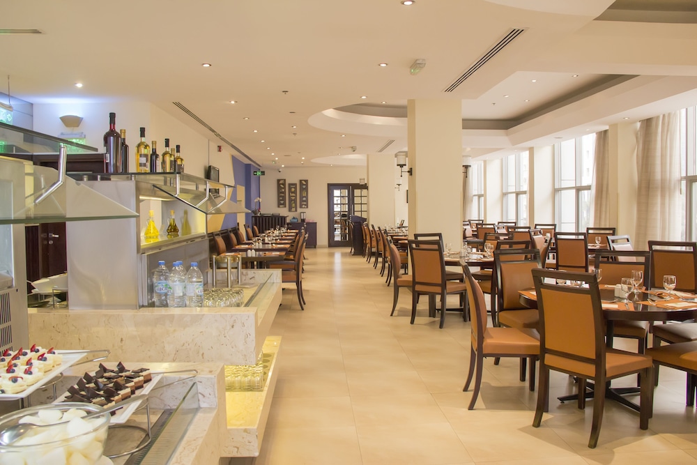 restaurant-cafeteria