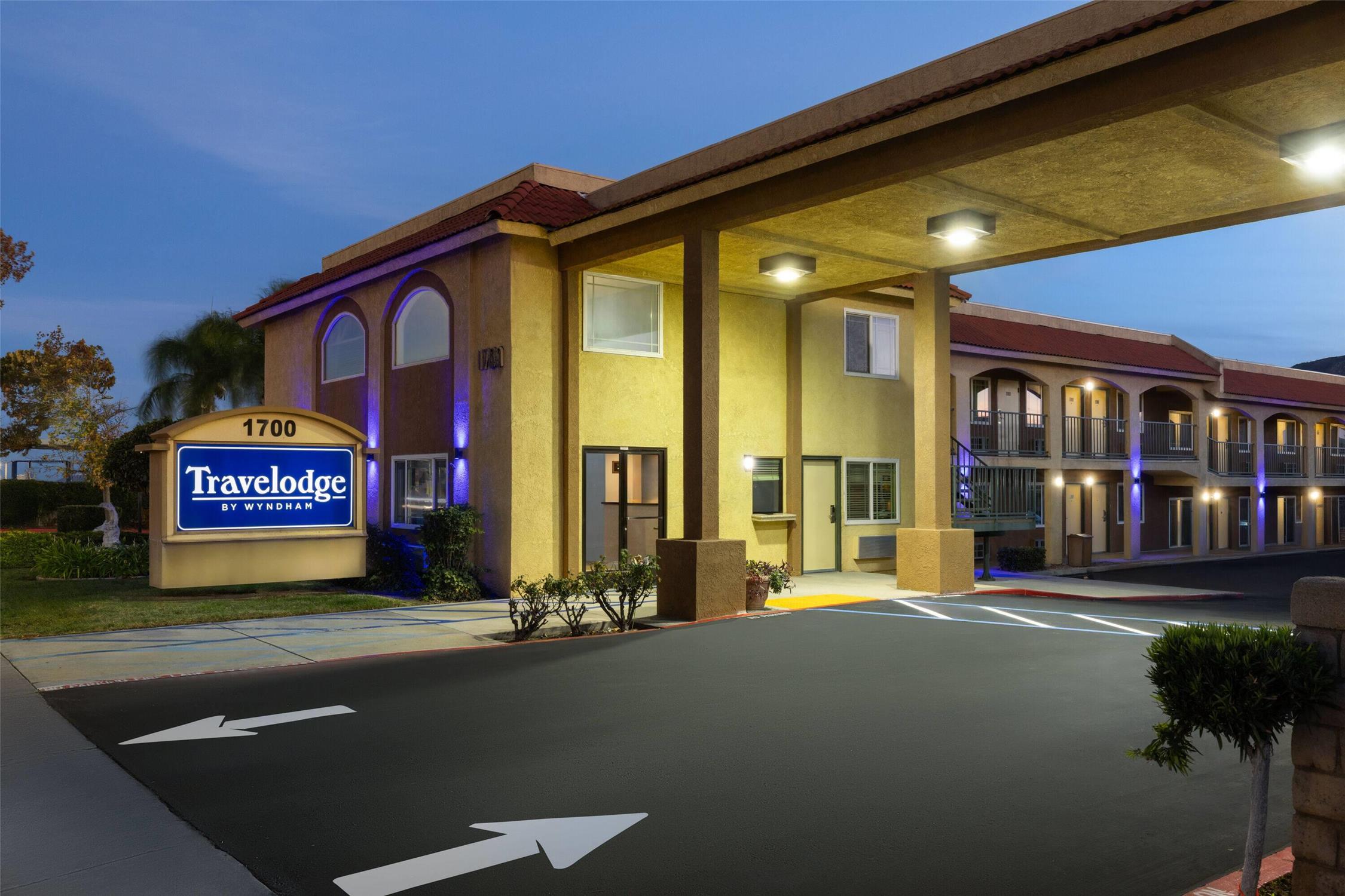 Travelodge By Wyndham Banning Ca Near Casino/Outlet Mall 1/16