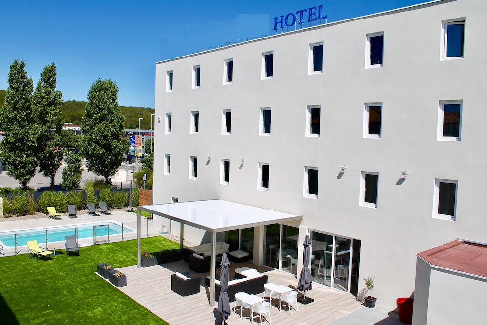 Brit Hotel Confort Martigues 2/51