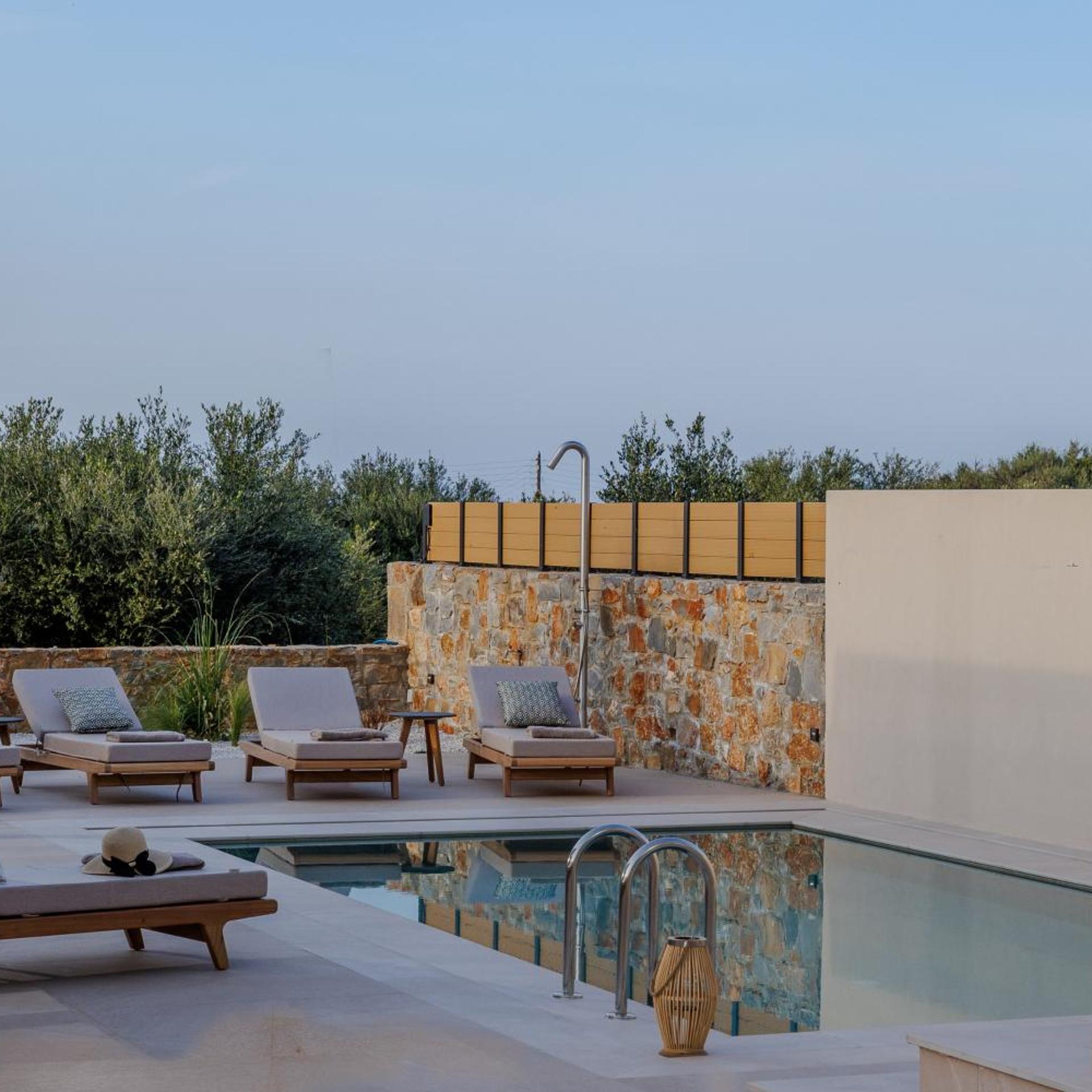 Sokratis LocoLux Villas & Suites 50/86