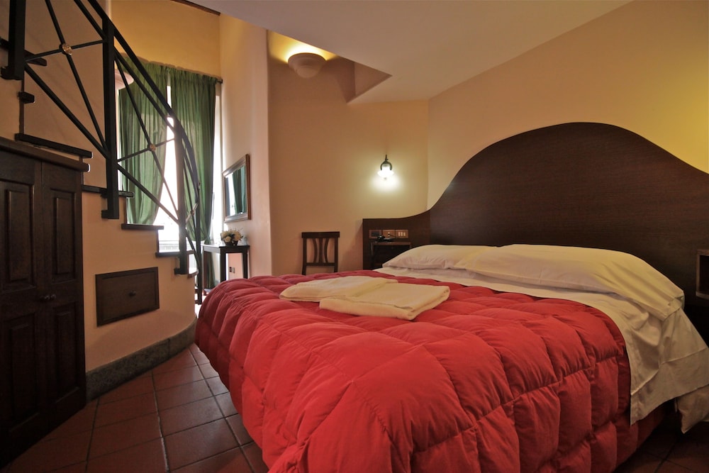 Hotel Panda 15/24