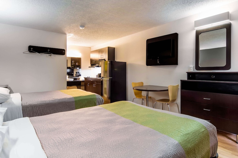 Studio 6 Extended Stay - Lagrange, GA 35/50