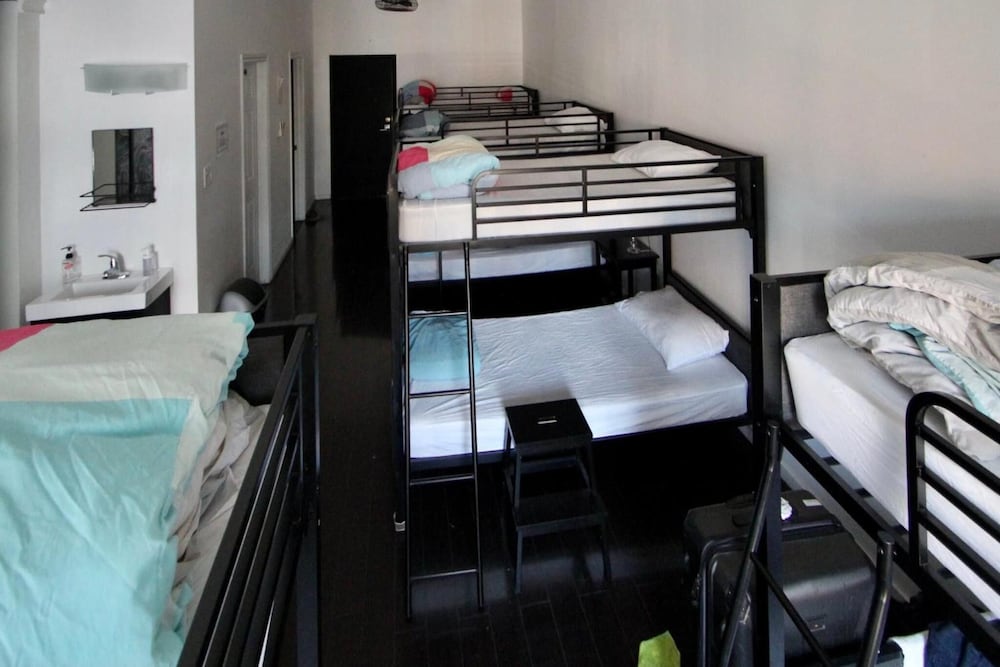 The Parkdale Hostellerie 44/66