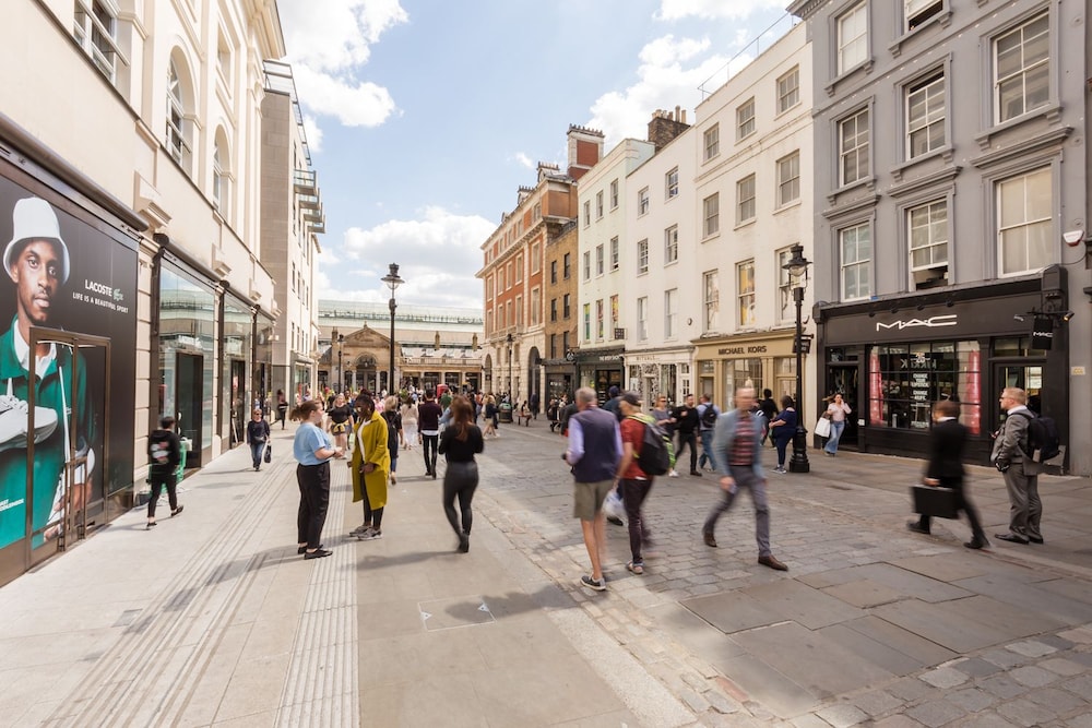 Urban Chic Covent Garden 46/50