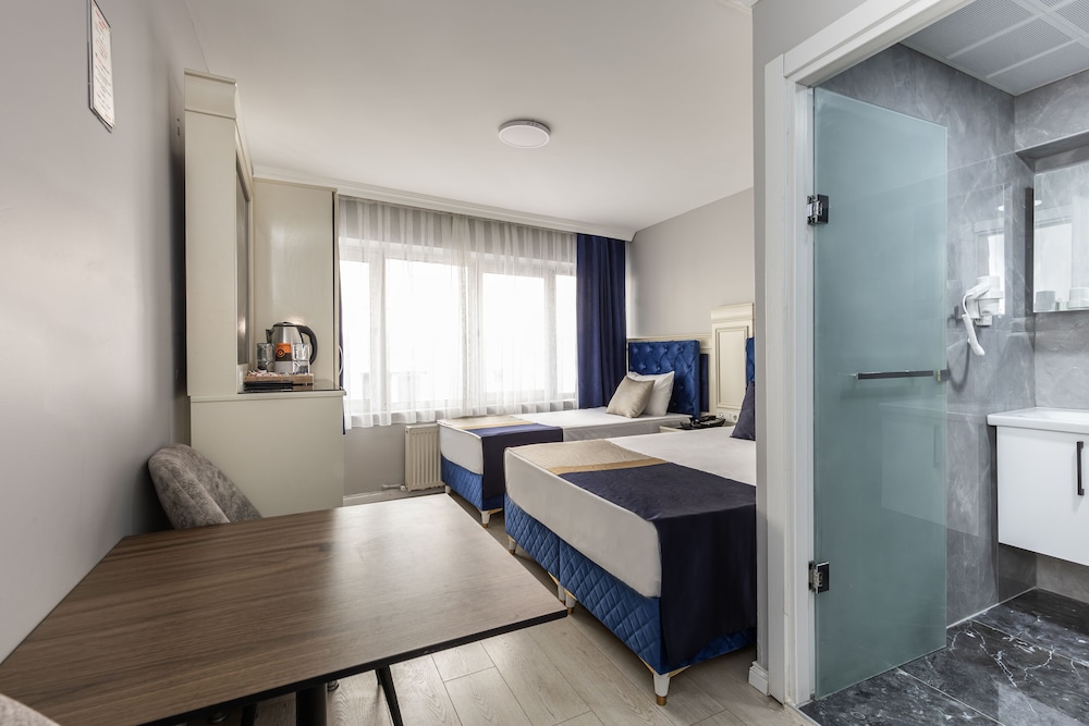Sirkeci Family Hotel 17/34