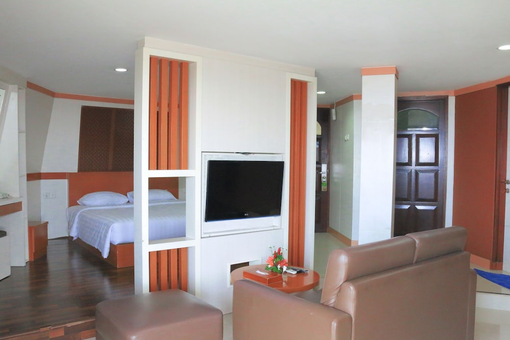 Putri Duyung Ancol Kt 44/57