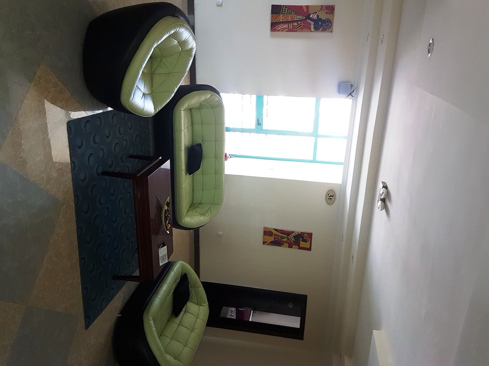 Zmama Hotel 50/50