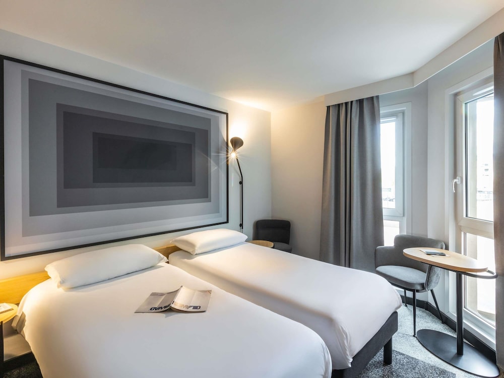 STANDARD, TWIN BEDS
