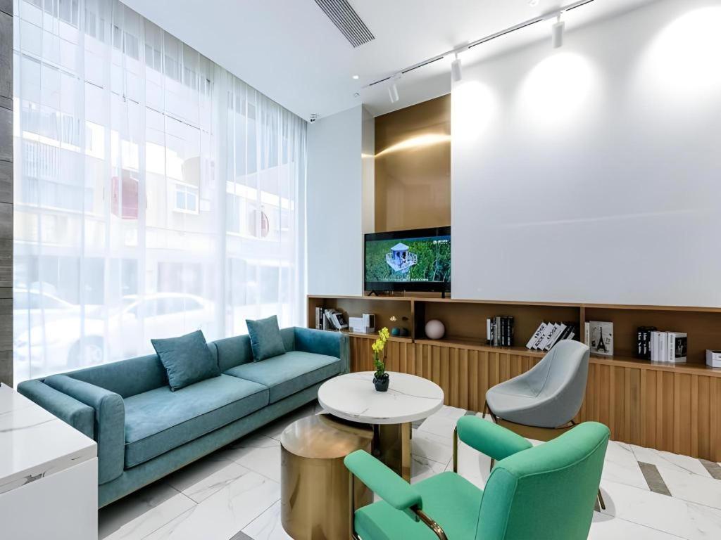 Magnotel Hotel (Dongxing Guomen Port) 28/50